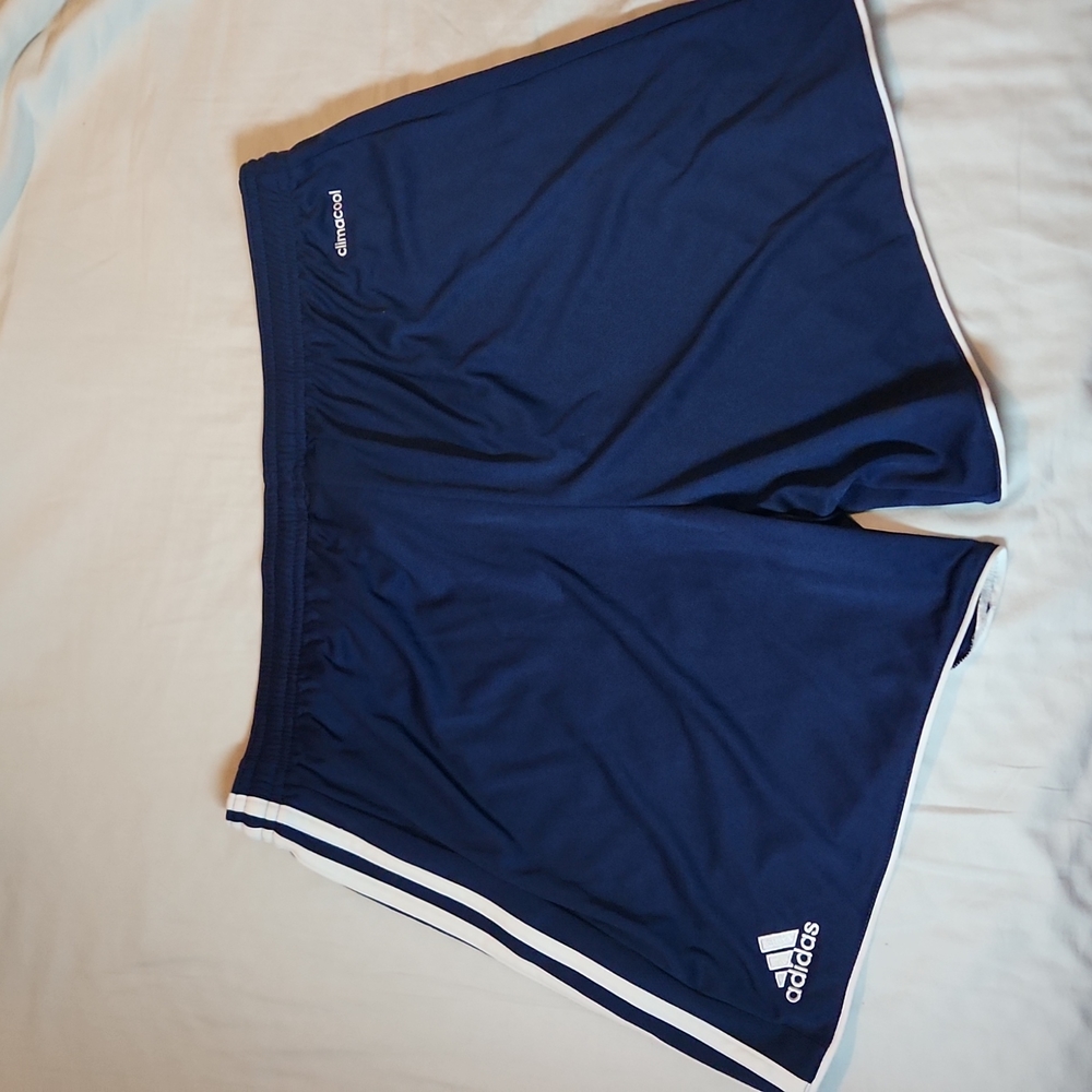 Adidas - Picture 4 of 4